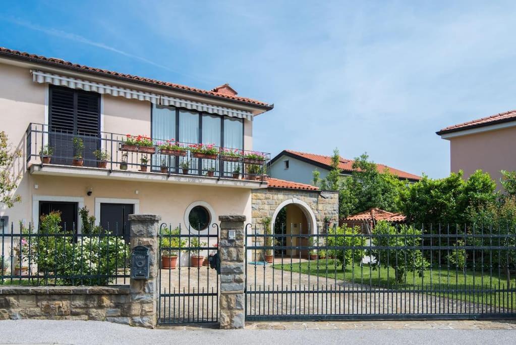 Mia Resort Izola Bagian luar foto