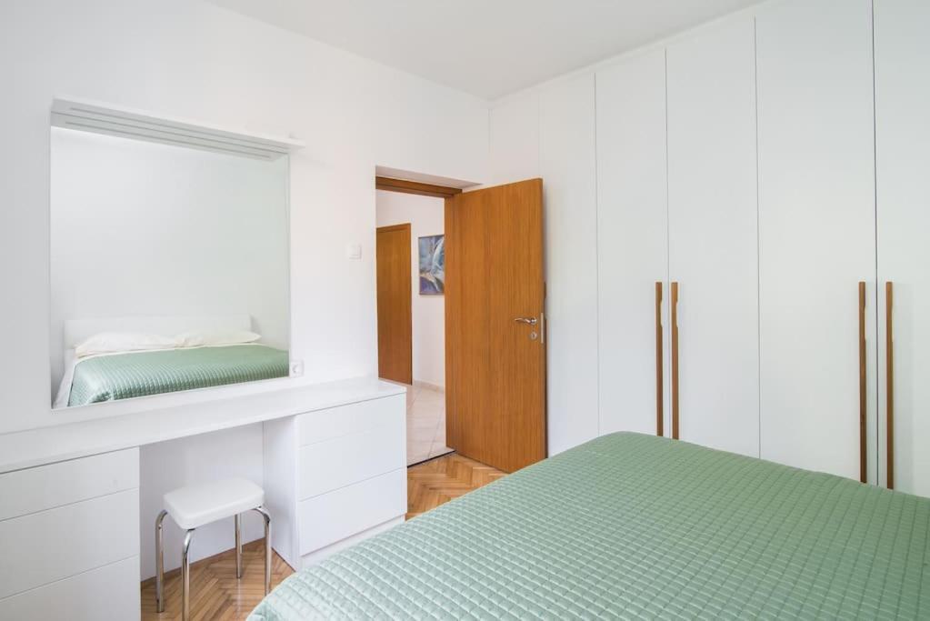 Mia Resort Izola Bagian luar foto