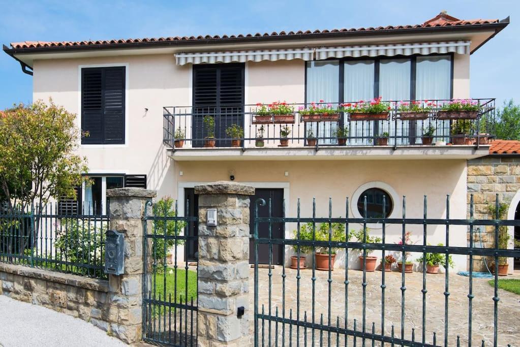 Mia Resort Izola Bagian luar foto